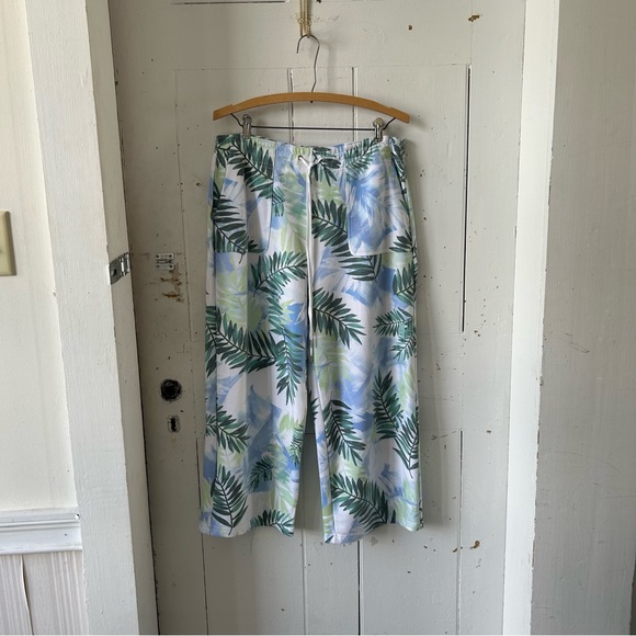 Zac & Rachel Print Cropped Lounge Pants - Picture 2 of 16